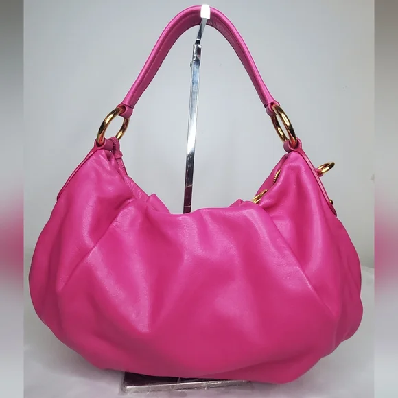 🔥HostPick🔥NWOT PRADA Milano Vibrant Pink Leather Shoulder Bag /Handbag Gold - Picture 2 of 16
